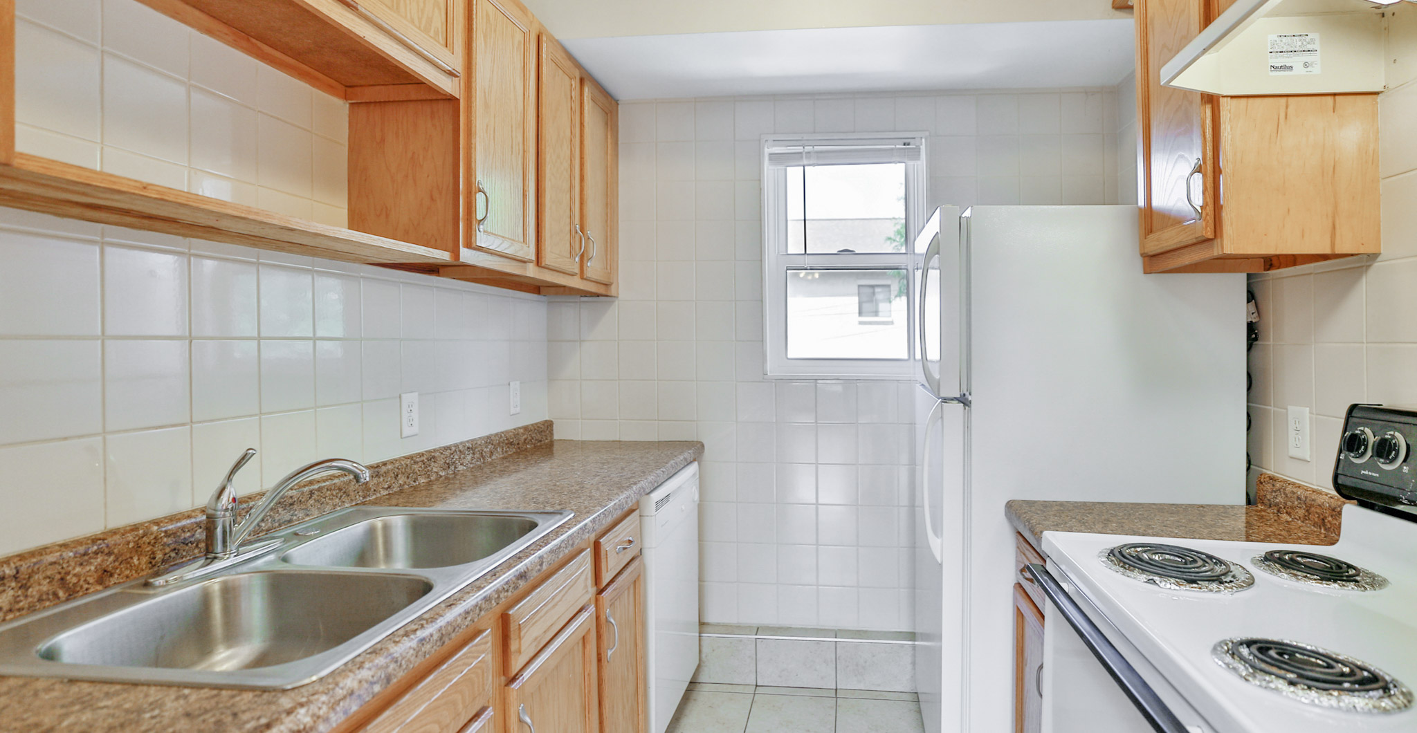 Kitchen at 837 15th Ave SE, Minneapolis, MN